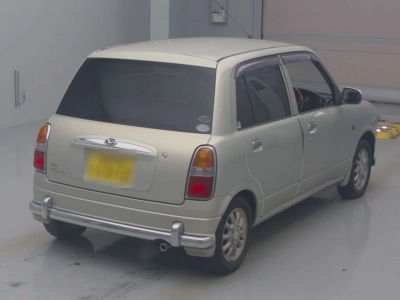 DAIHATSU MIRA GINO