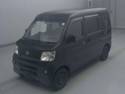 TOYOTA PIXIS VAN