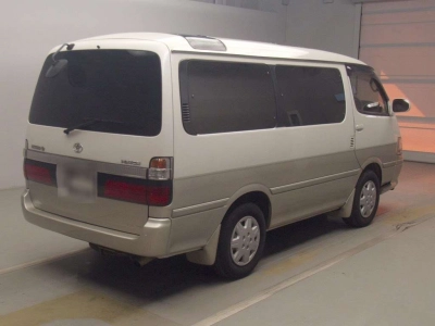 TOYOTA HIACE WAGON