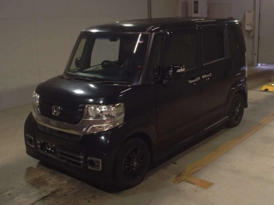 HONDA N BOX CUSTOM