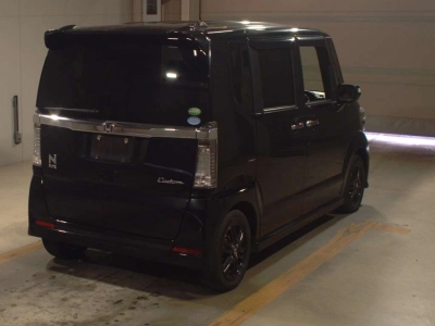 HONDA N BOX CUSTOM