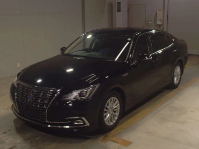 TOYOTA CROWN HYBRID