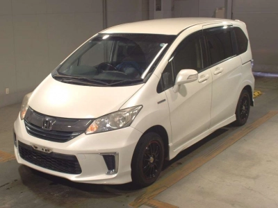 HONDA FREED HYBRID