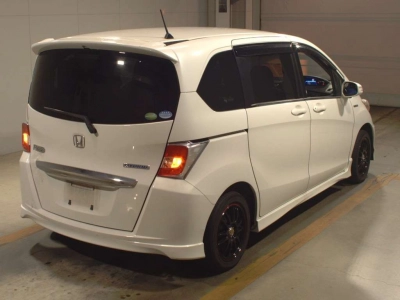 HONDA FREED HYBRID