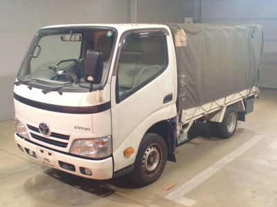 TOYOTA DYNA TRUCK