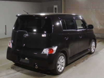 TOYOTA BB