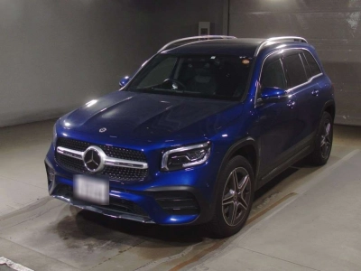 MERCEDES BENZ GLB