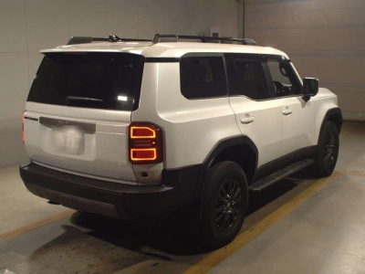 TOYOTA LAND CRUISER 250