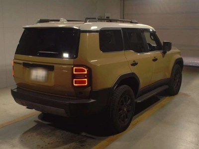 TOYOTA LAND CRUISER 250