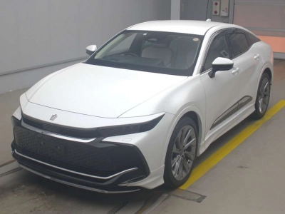 TOYOTA CROWN CROSSOVER