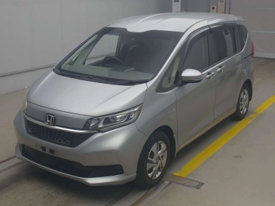 HONDA FREED HYBRID