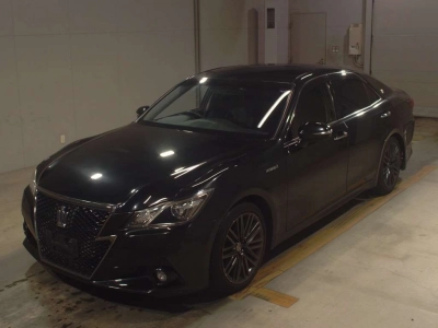 TOYOTA CROWN HYBRID