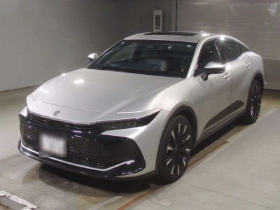 TOYOTA CROWN CROSSOVER