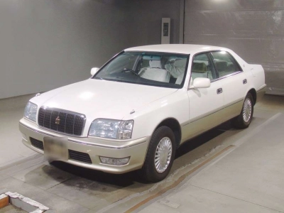 TOYOTA CROWN MAJESTA