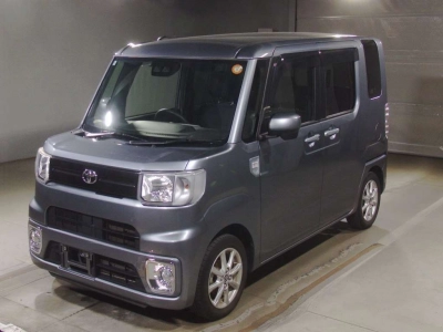 TOYOTA PIXIS MEGA