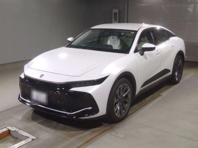 TOYOTA CROWN CROSSOVER