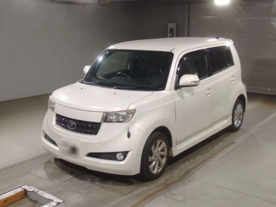 TOYOTA BB