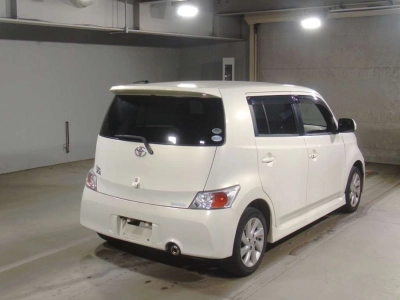 TOYOTA BB