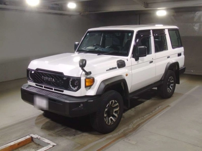 TOYOTA LAND CRUISER 70