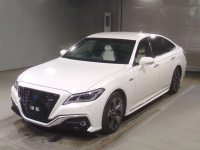 TOYOTA CROWN HYBRID