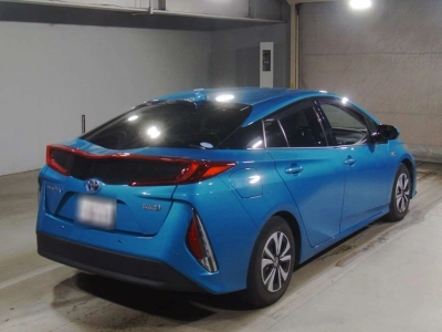 TOYOTA PRIUS PHV
