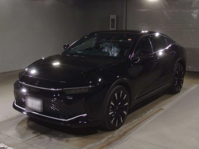 TOYOTA CROWN CROSSOVER