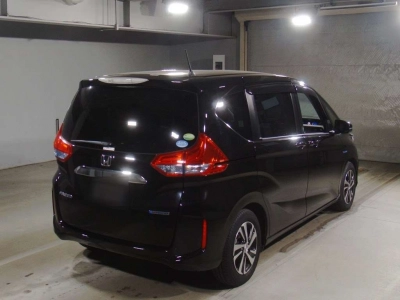 HONDA FREED HYBRID