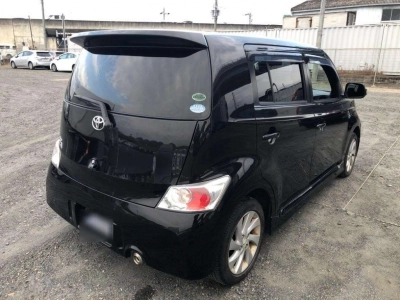TOYOTA BB