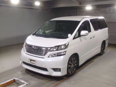 TOYOTA VELLFIRE