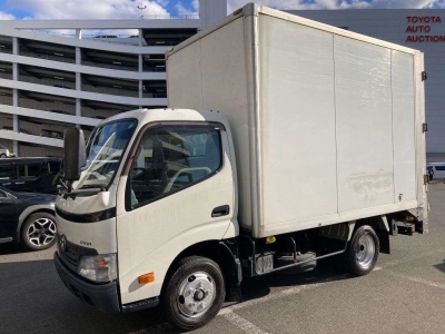 TOYOTA DYNA TRUCK