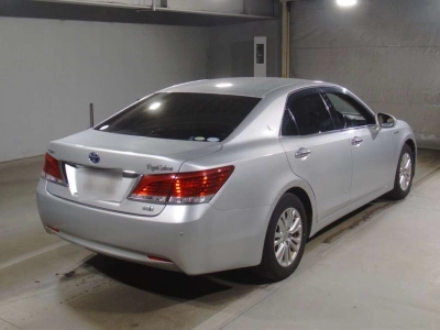 TOYOTA CROWN HYBRID