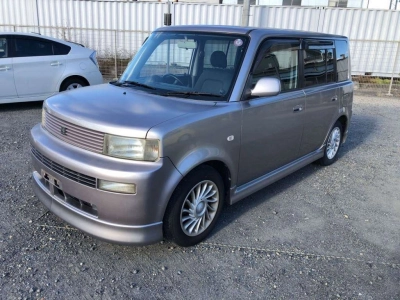 TOYOTA BB