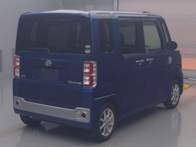 DAIHATSU WAKE