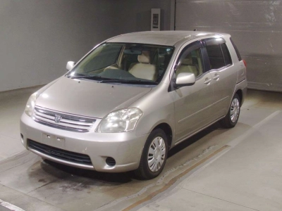 TOYOTA RAUM