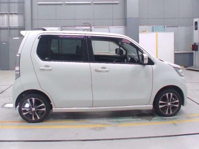 SUZUKI WAGON R STINGRAY
