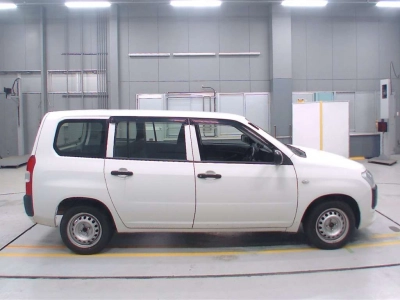 TOYOTA SUCCEED WAGON