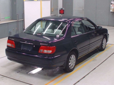 TOYOTA CARINA