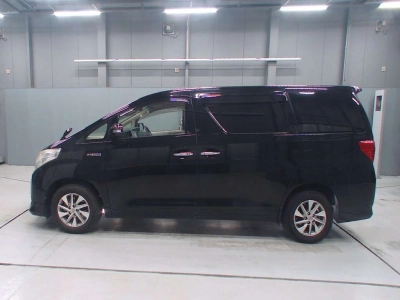 TOYOTA ALPHARD HYBRID