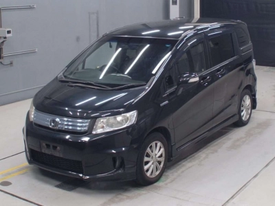 HONDA FREED SPIKE HYBRID