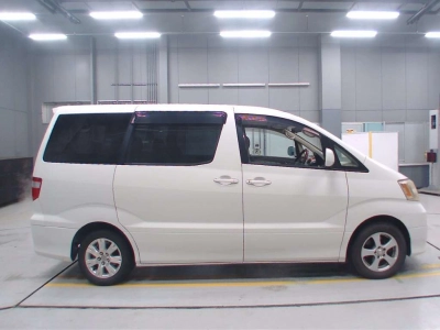 TOYOTA ALPHARD V