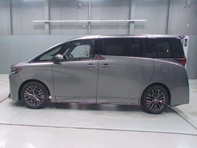 TOYOTA VELLFIRE HYBRID