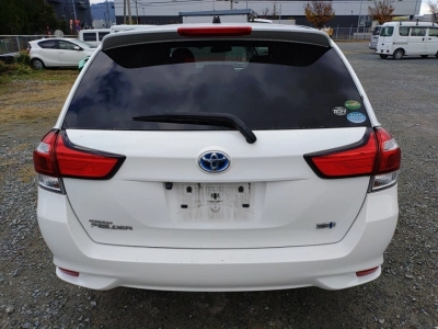 TOYOTA COROLLA FIELDER