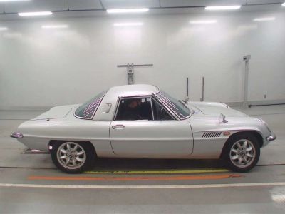 MAZDA COSMO SPORT