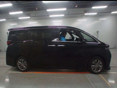 TOYOTA ALPHARD HYBRID