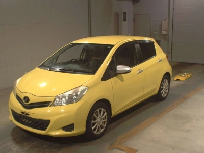 TOYOTA VITZ