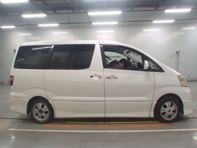 TOYOTA ALPHARD V
