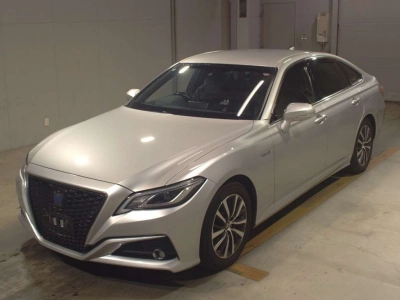 TOYOTA CROWN HYBRID