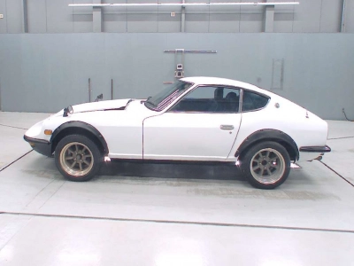 NISSAN FAIRLADY Z
