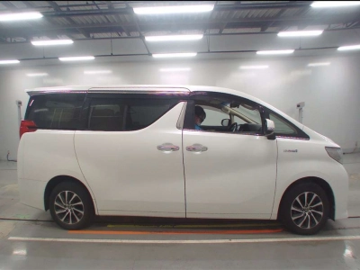TOYOTA ALPHARD HYBRID