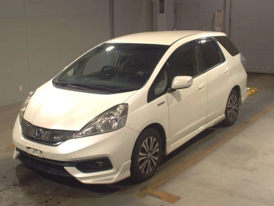 HONDA FIT SHUTTLE HYBRID